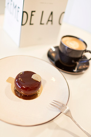 Crème de la Crème Cafe Patisserie