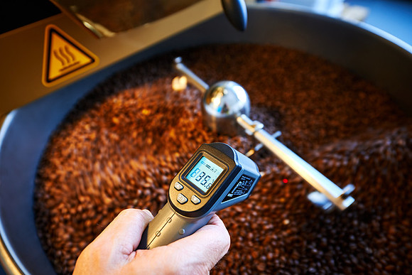 Temperaturmessung der Kaffeebohnen