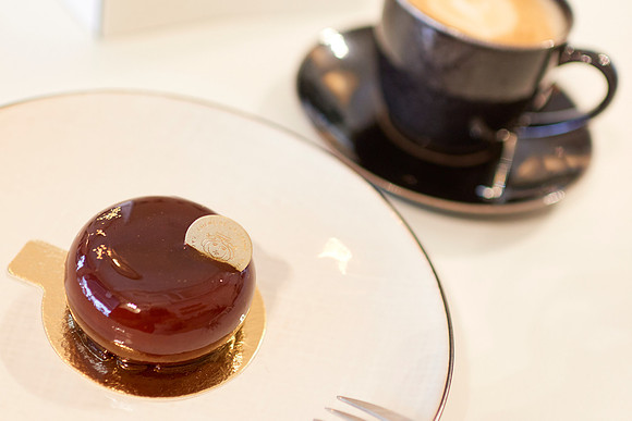Crème de la Crème Cafe Patisserie