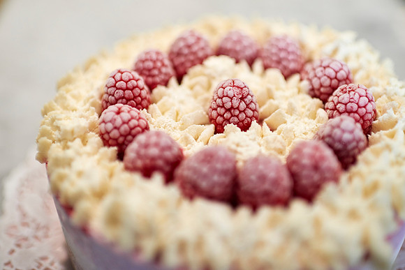 Simply Raw Bakery