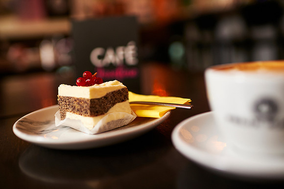 Cafe Josephine