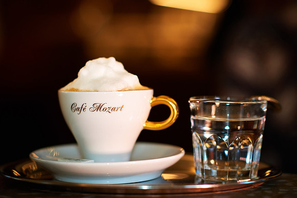 Cafe Mozart