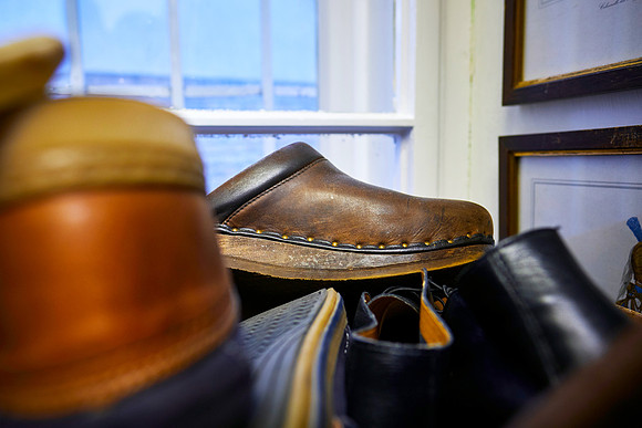 Kostüm-Werkstatt Wien, verschiedene Schuhe