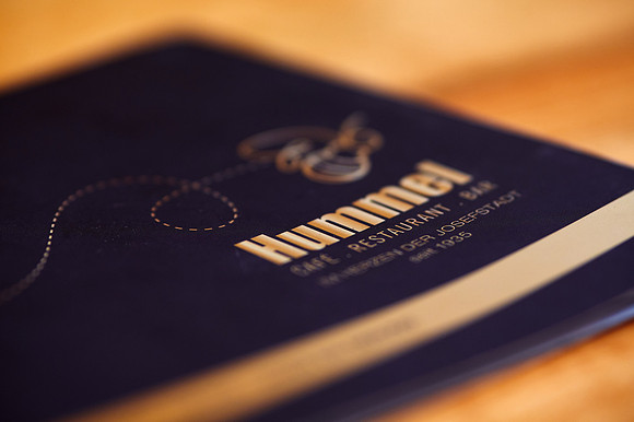 Cafe Hummel, Speisekarte auf dem Tisch
