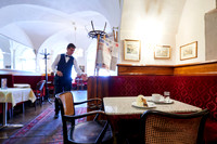 Cafe Frauenhuber, Haustorte mit Schlagsahne und Melange